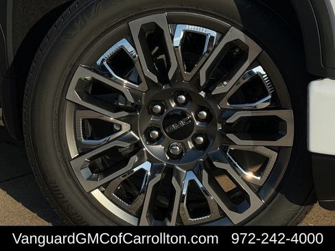 New 2026 GMC Sierra 1500 Denali Ultimate AWD/4WD image 9