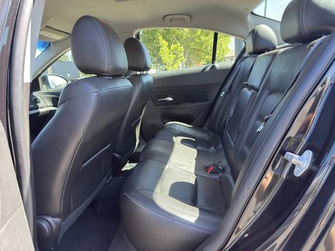 Used 2015 Chevrolet Cruze LT w/ RS Package FWD image 3