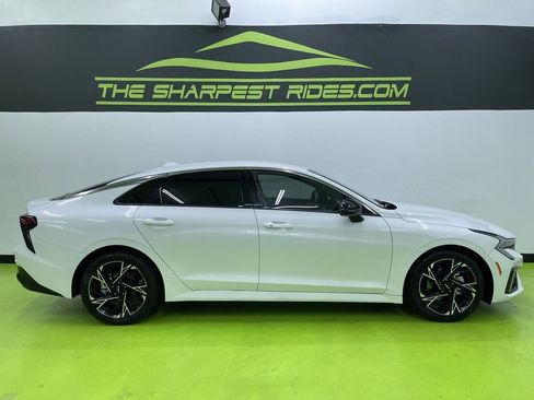 Used 2025 Kia K5 GT-Line image 11