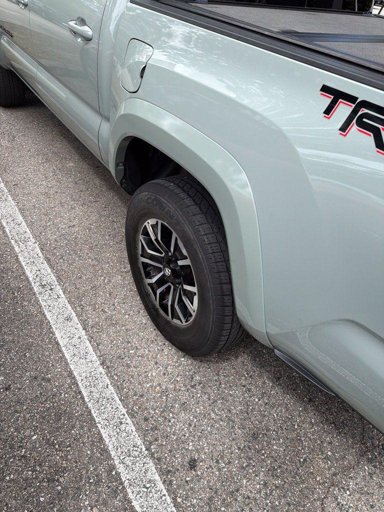 Used 2022 Toyota Tacoma TRD Sport AWD/4WD image 10