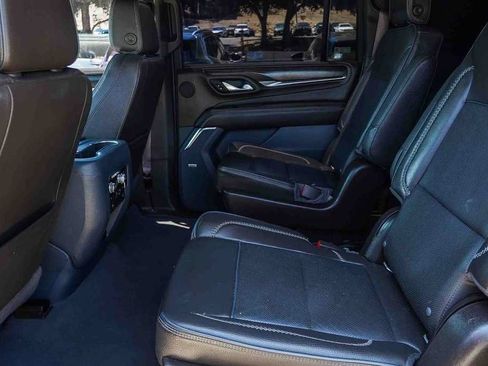 Used 2022 GMC Yukon XL Denali w/ Denali Premium Package RWD image 20