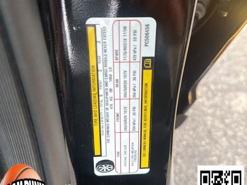 Used 2023 Jeep Grand Cherokee Limited w/ Black Appearance Package image 25