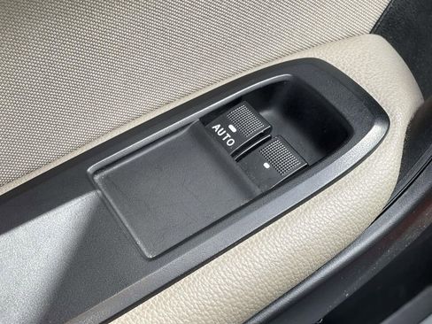 Used 2022 Ford Ranger XLT w/ Equipment Group 301A Mid image 3