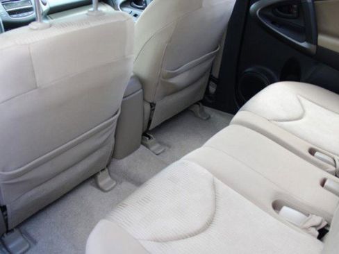 Used 2010 Toyota RAV4 2WD image 17