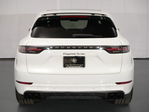 Used 2019 Porsche Cayenne Turbo AWD/4WD image 16