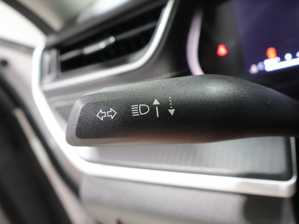 Used 2023 Jeep Grand Cherokee Laredo AWD/4WD image 33