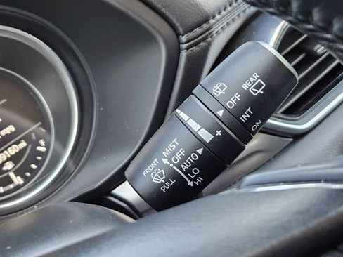 Used 2021 MAZDA CX-5 Touring image 28