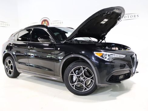 Used 2022 Alfa Romeo Stelvio Ti AWD/4WD image 30
