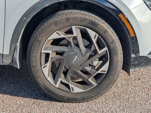 Used 2023 Kia Sportage SX image 10