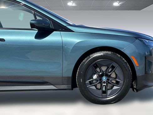 Certified 2023 BMW iX xDrive50 w/ Premium Package AWD/4WD image 35