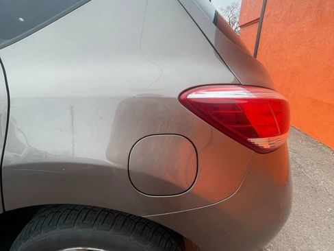 Used 2012 Nissan Murano S image 9