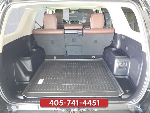 Used 2022 Toyota 4Runner Limited AWD/4WD image 25