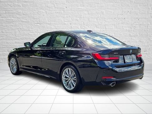 Used 2023 BMW 330i xDrive Sedan w/ Driving Assistance Package AWD/4WD image 4