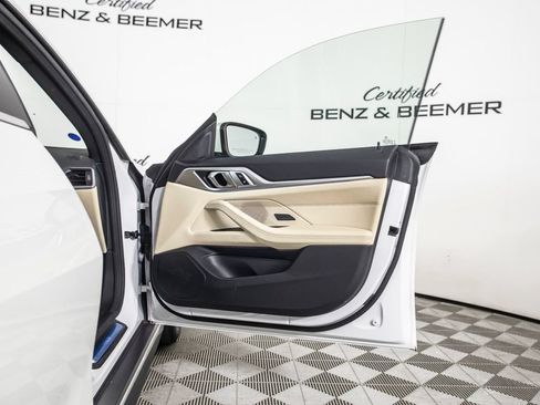 Used 2023 BMW i4 eDrive40 RWD image 19