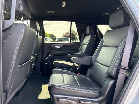 Certified 2025 GMC Yukon Denali AWD/4WD image 22