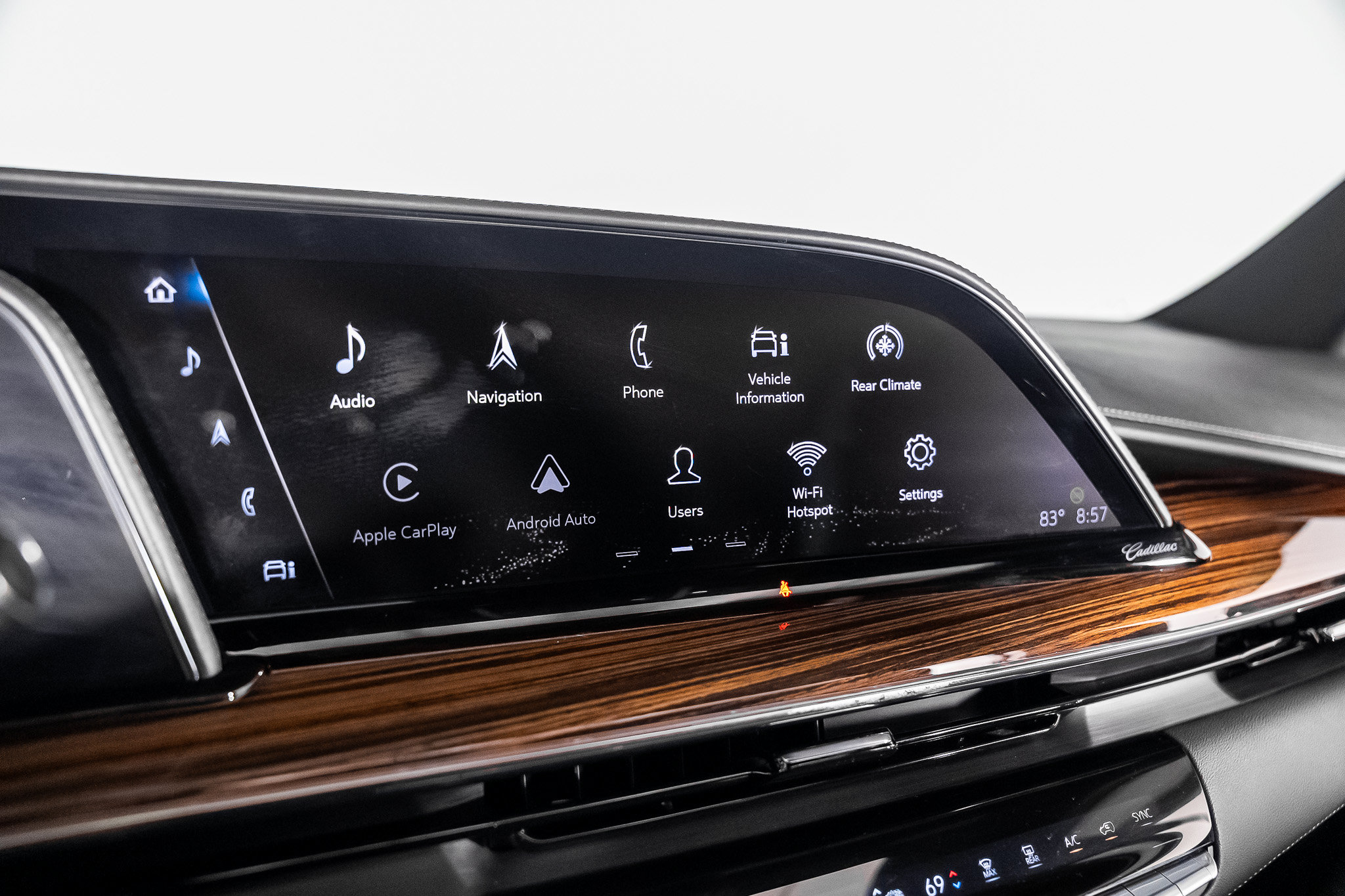 Used 2021 Cadillac Escalade Premium Luxury w/ LPO, Radiant Package AWD/4WD image 48