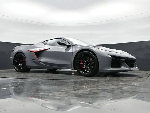 Used 2025 Chevrolet Corvette Z06 w/ Stealth Interior Trim Package RWD image 41