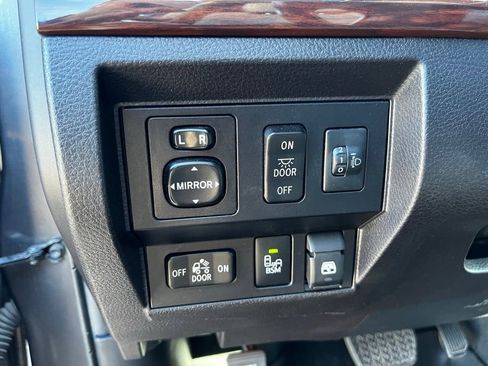 Used 2016 Toyota Tundra Limited image 16