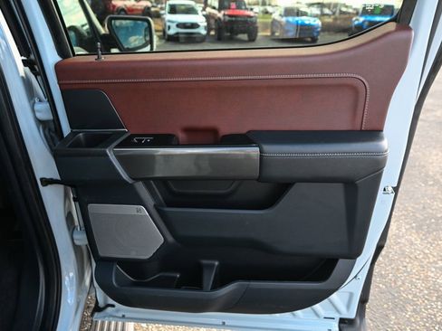 Used 2023 Ford F150 Lariat w/ Equipment Group 502A High image 29