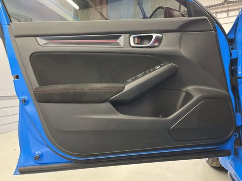 Used 2024 Honda Civic Type R image 9