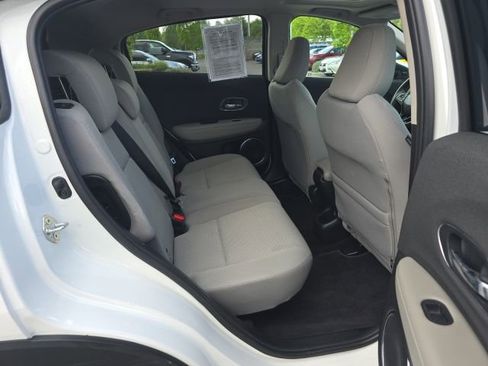 Certified 2022 Honda HR-V EX image 42