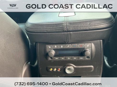 Used 2011 Cadillac Escalade ESV Luxury AWD/4WD image 9