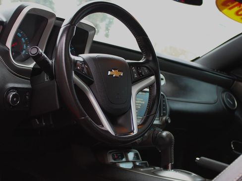 Used 2015 Chevrolet Camaro LT image 16