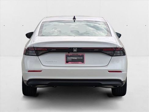 New 2025 Honda Accord SE image 8