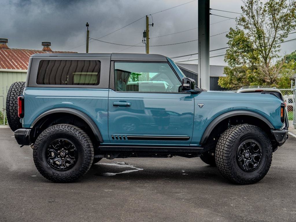 Used 2021 Ford Bronco First Edition AWD/4WD image 2