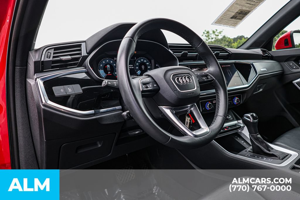 Used 2025 Audi Q3 2.0T Premium AWD/4WD image 24