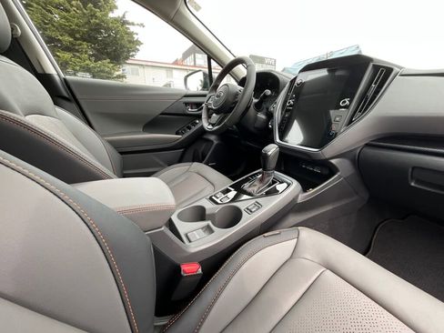 Used 2025 Subaru Crosstrek 2.5i Limited w/ Crosstrek Mirror Package image 20