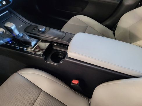 Used 2017 Lexus ES 350 w/ Accessory Package 2 FWD image 26