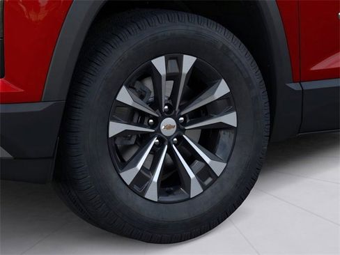 New 2026 Chevrolet Equinox LT w/ LPO, Floor Liner Package image 7