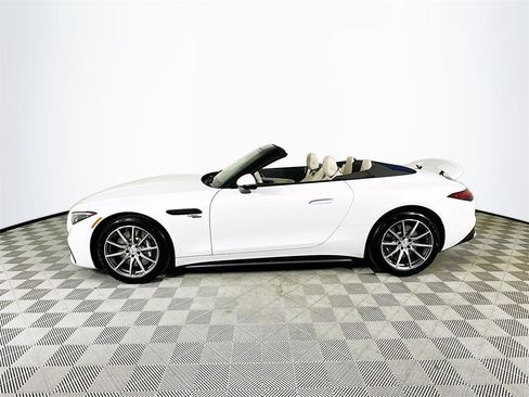 New 2026 Mercedes-Benz SL 43 AMG image 4