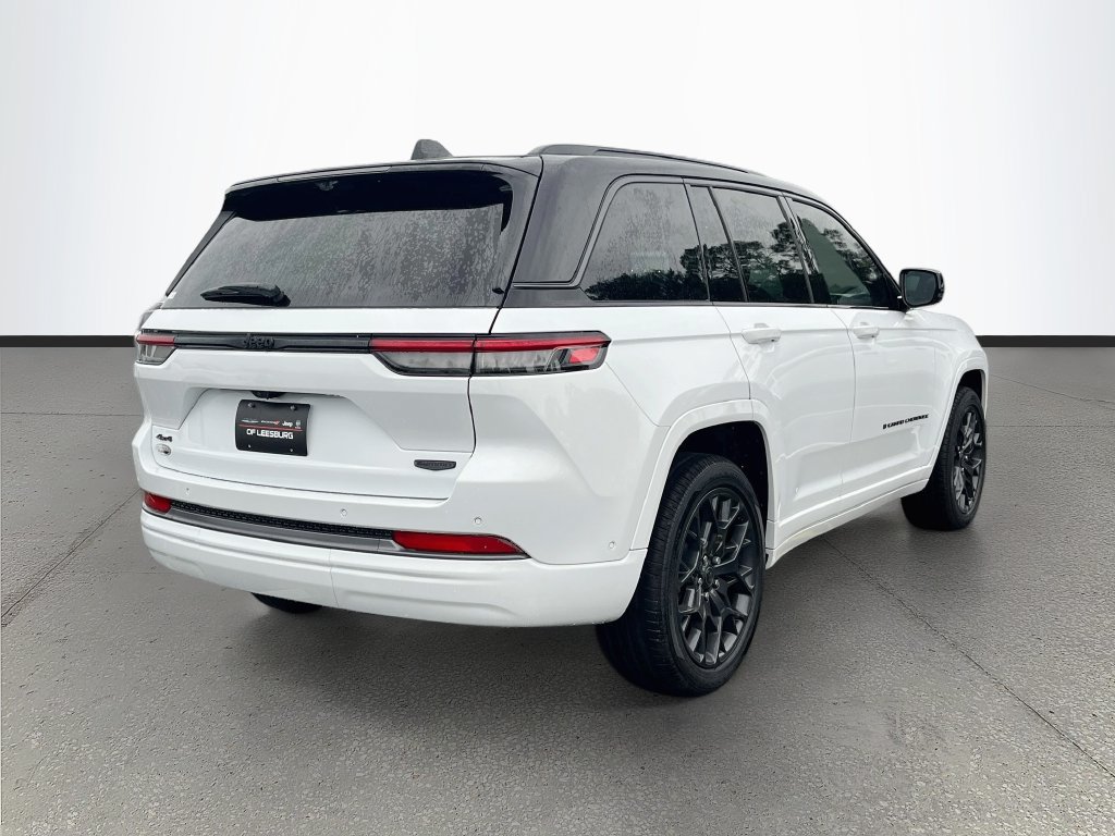 New 2027 Jeep Grand Cherokee Summit w/ Adv Protech Group IV AWD/4WD image 7