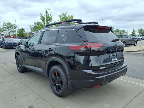 New 2026 Nissan Rogue SV w/ Rock Creek Premium Package AWD/4WD image 6