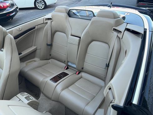 Used 2012 Mercedes-Benz E 350 Cabriolet image 18