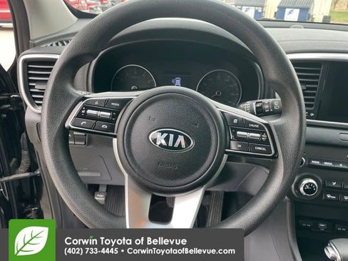Used 2022 Kia Sportage LX AWD/4WD image 22