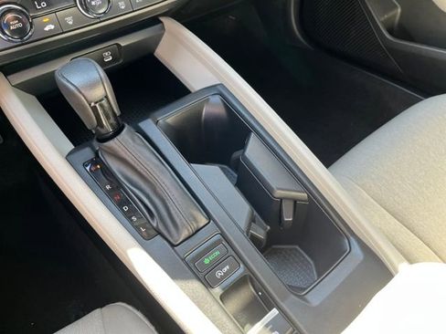 Certified 2024 Honda Accord LX image 36