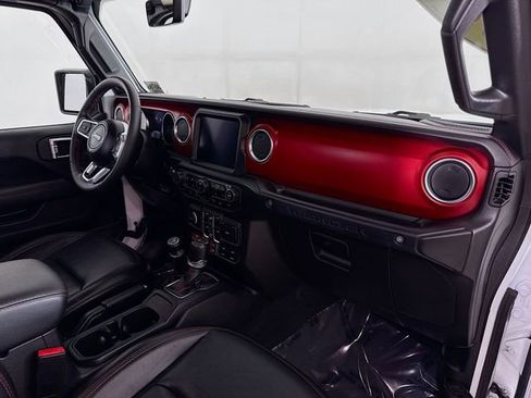 Used 2023 Jeep Wrangler Unlimited Rubicon AWD/4WD image 28