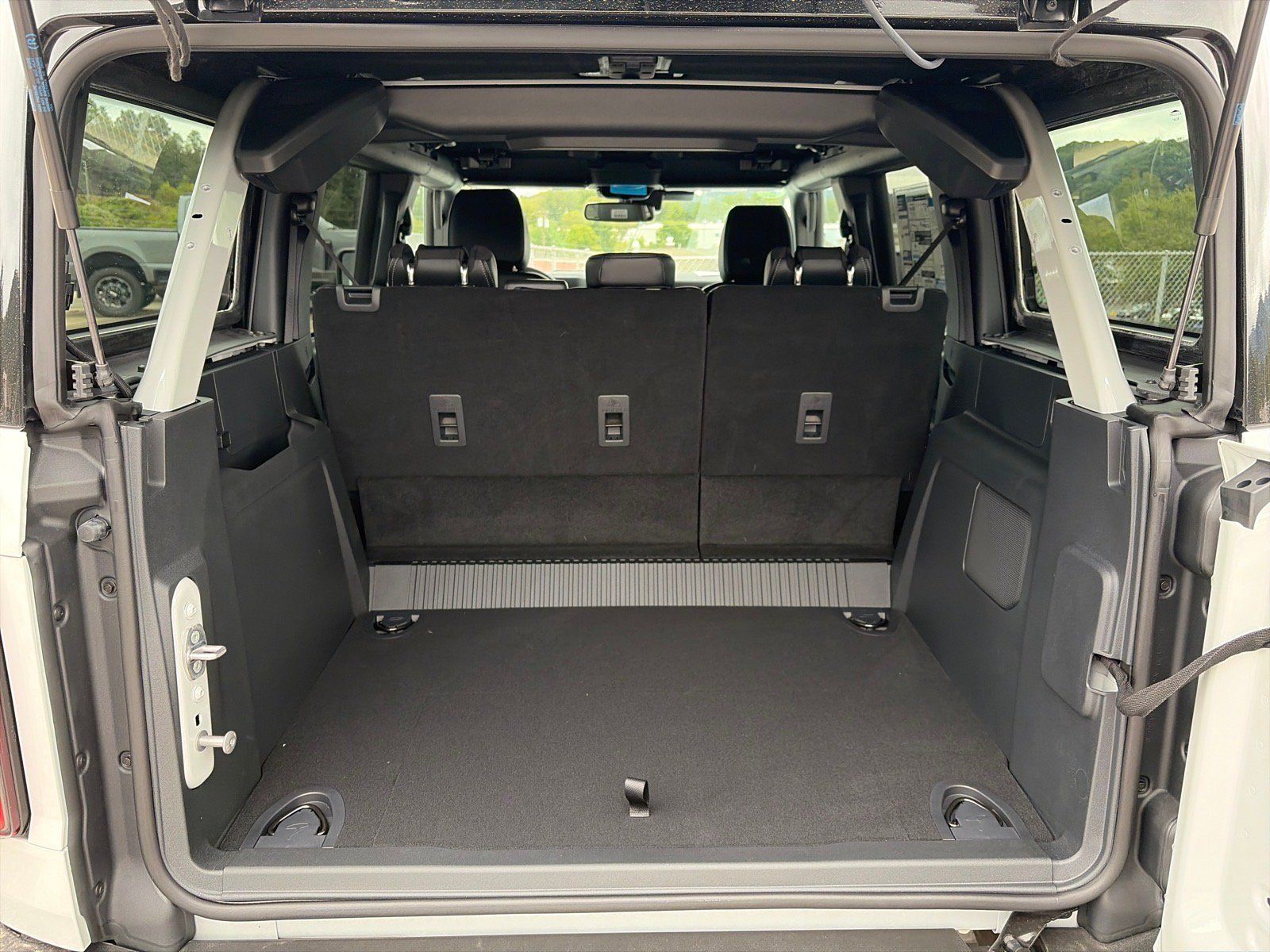 New 2026 Ford Bronco Outer Banks w/ Sasquatch Package AWD/4WD image 19