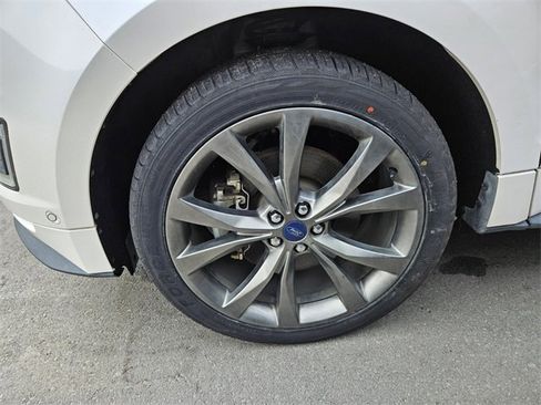 Used 2016 Ford Edge Sport w/ Equipment Group 401A image 10