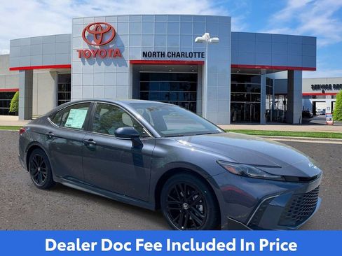 New 2026 Toyota Camry SE FWD image 1