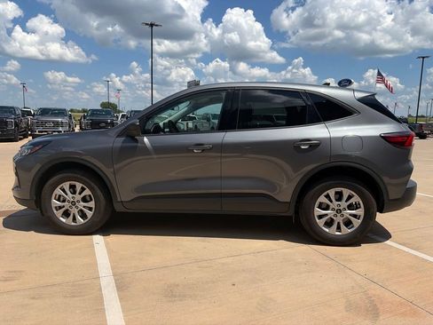 Certified 2025 Ford Escape Active AWD/4WD image 6