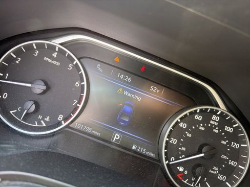 Used 2017 Nissan Maxima 3.5 SL image 18