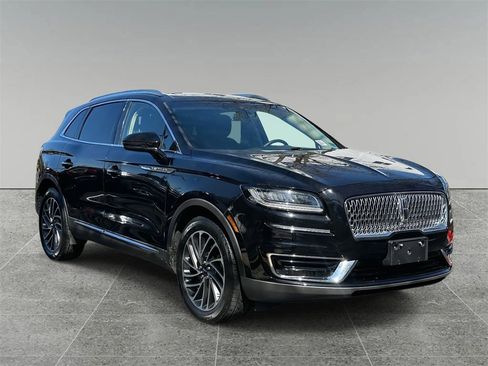 Used 2020 Lincoln Nautilus Reserve image 9