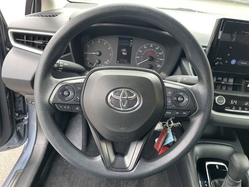 Used 2023 Toyota Corolla LE image 16