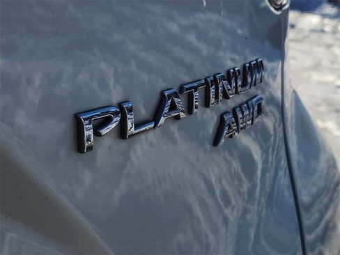 Used 2020 Nissan Murano Platinum image 32