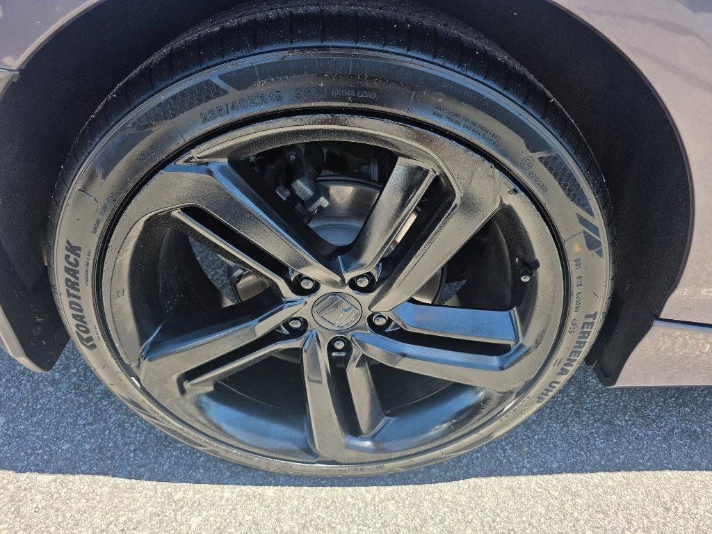 Used 2018 Honda Accord Sport image 18