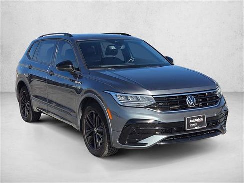 Used 2022 Volkswagen Tiguan SE R-Line FWD image 3